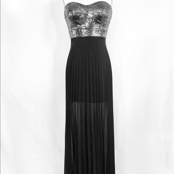 Betsy & Adam Dresses & Skirts - Betsy&Adam Silver Sequined w/ Black Pleats